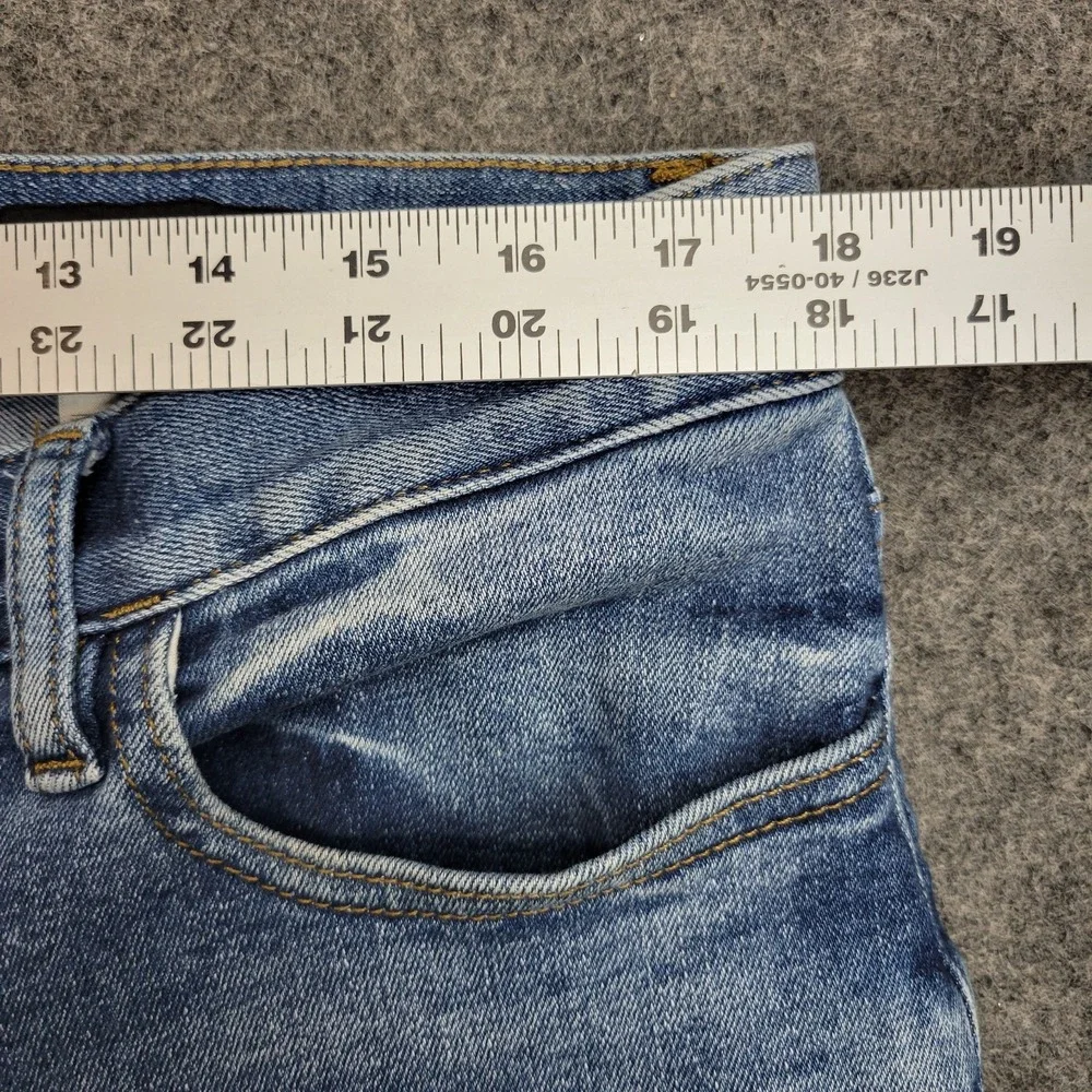 Banana Republic measurements disclaimer